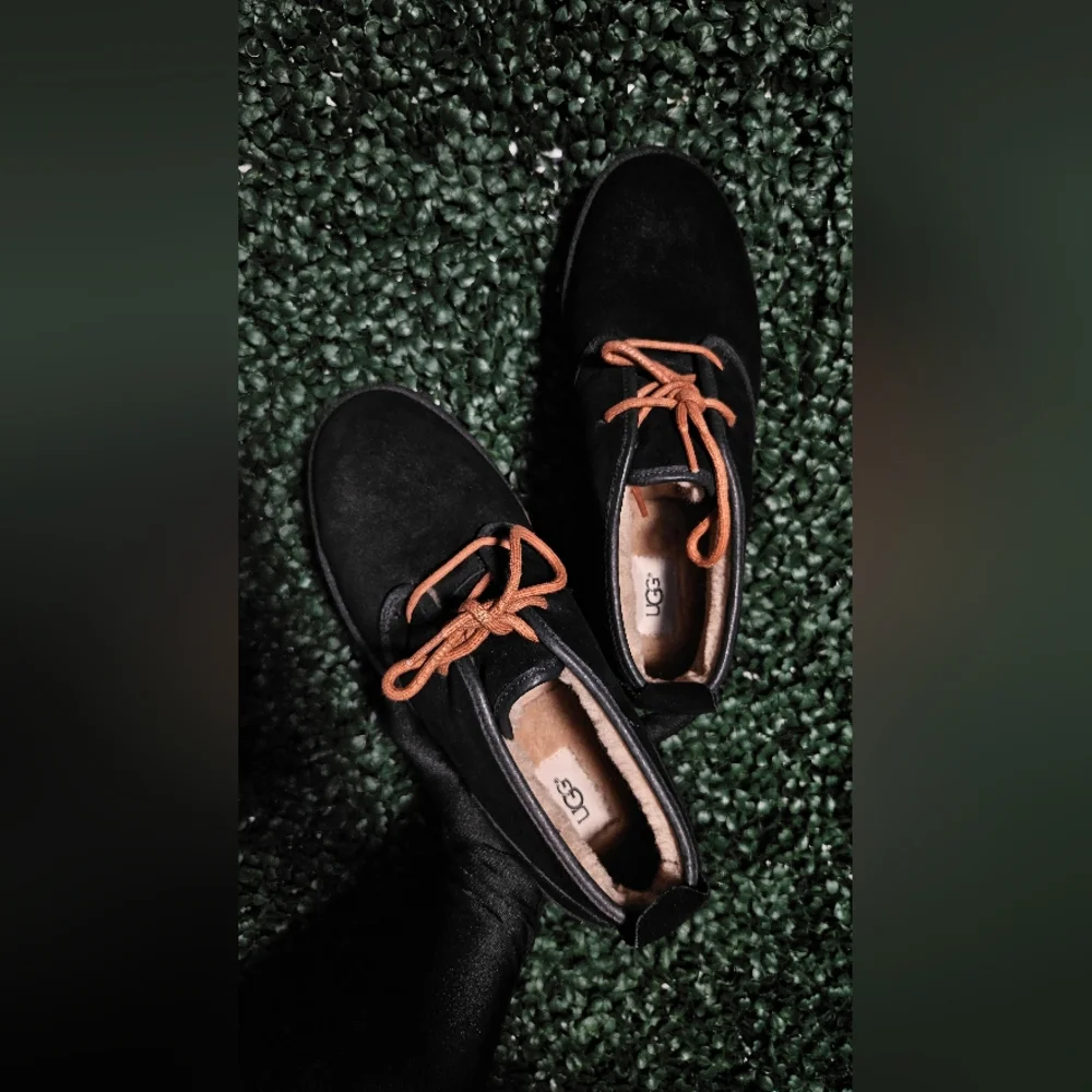 UGG Black Chukka Boots with Tan Laces - Picture 3 of 6